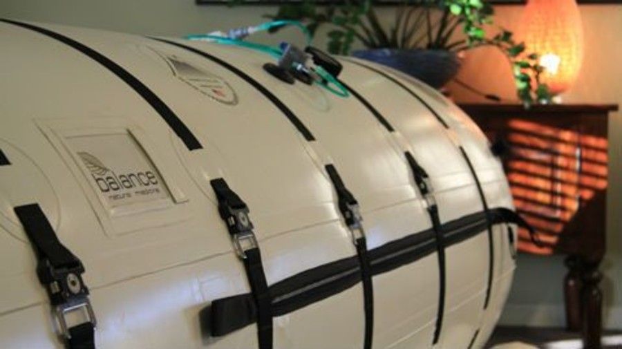 Image of a Hyperbaric Oxygen Therapy tank.